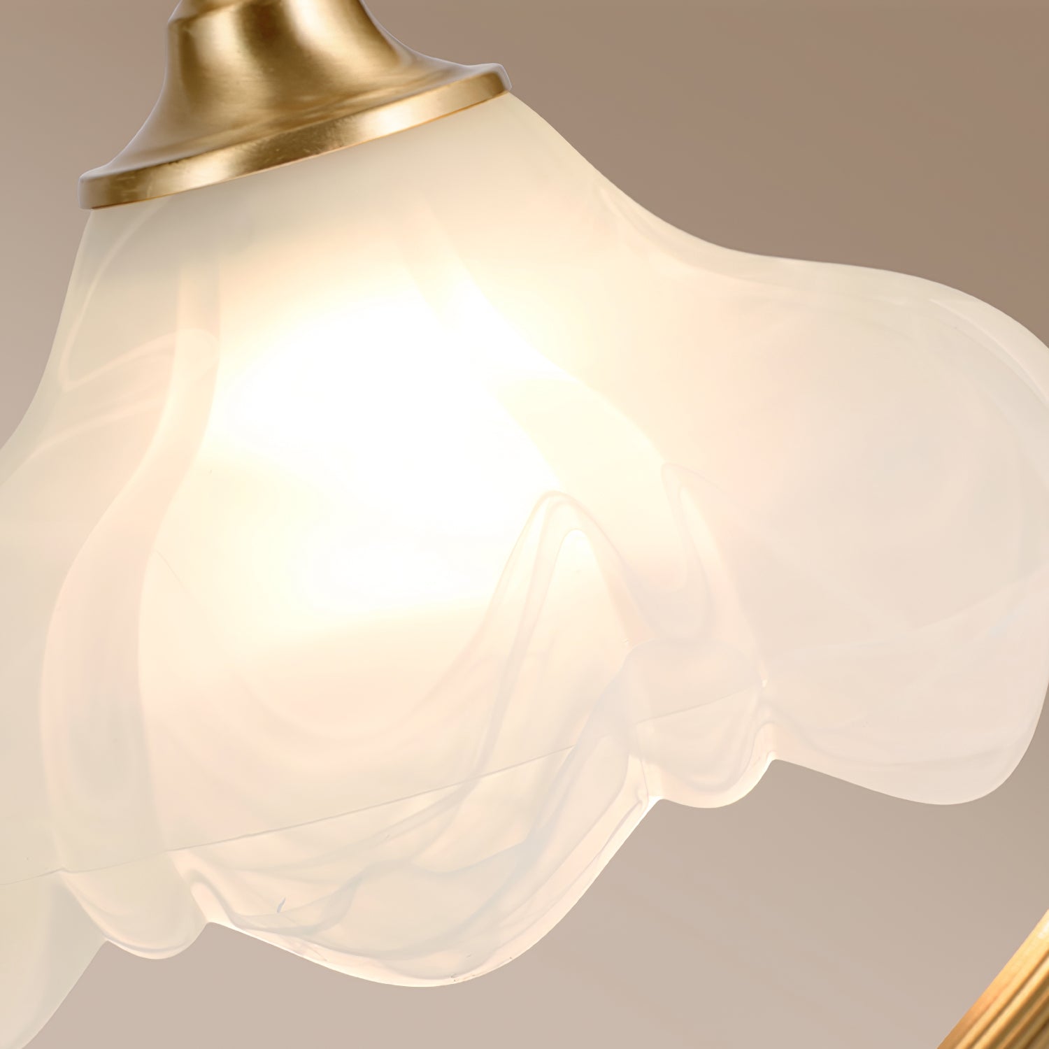 マグノリアフラワーテーブルランプ