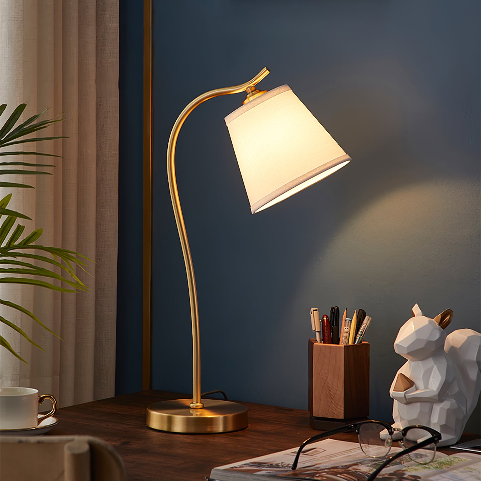 アネタ テーブルランプ