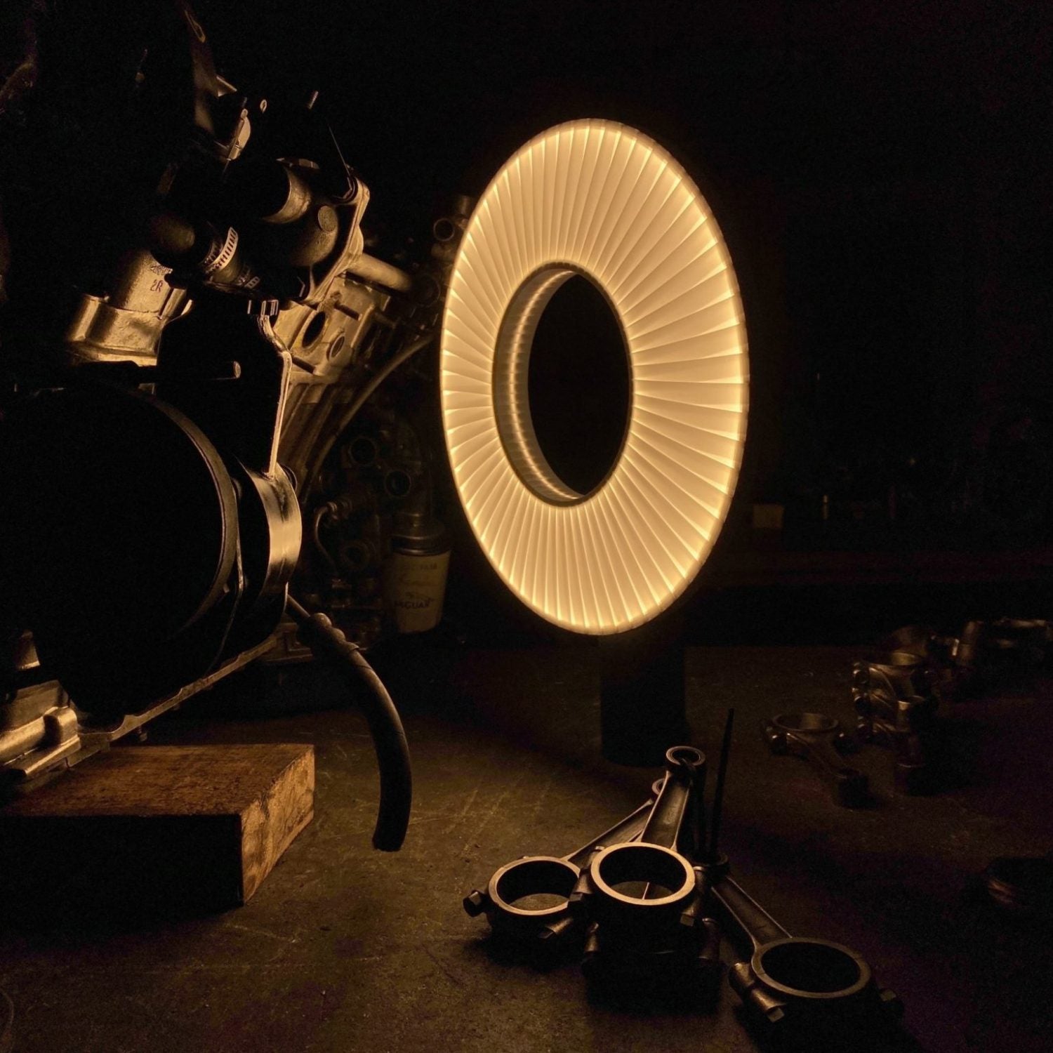 アイリス テーブルランプ