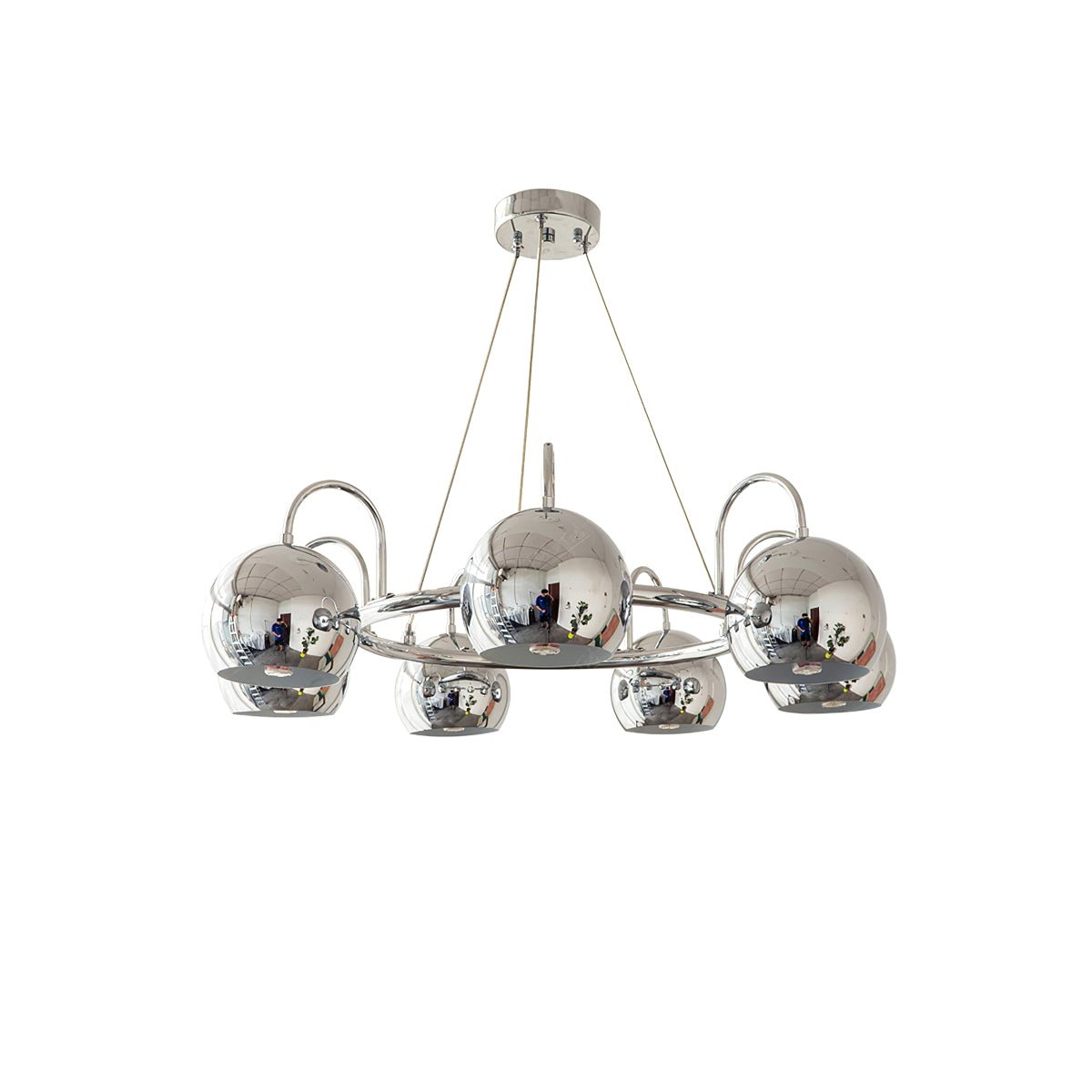 目玉シャンデリア