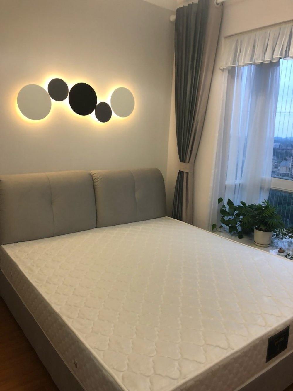 Puck Wall Art Wall Lamp