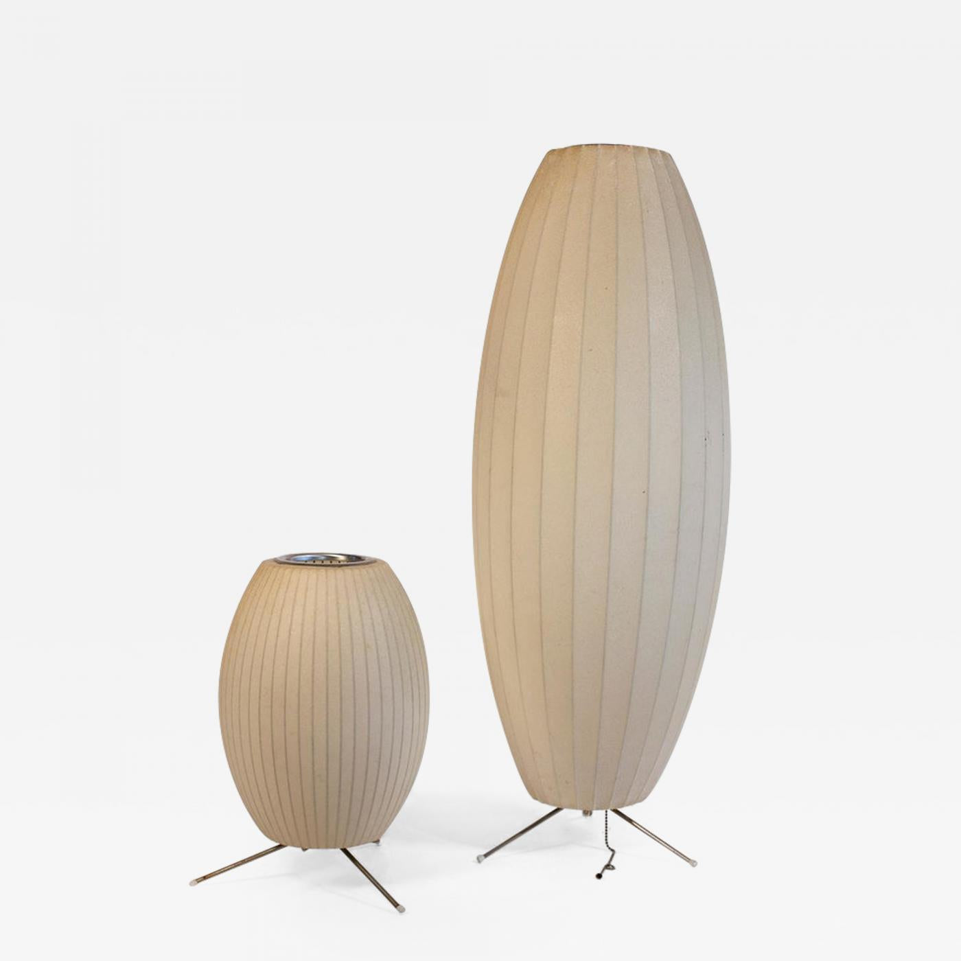 ネルソン三脚テーブルランプ