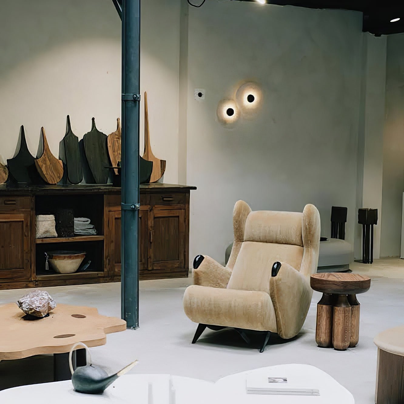 Alabaster Planes Wall Lamp