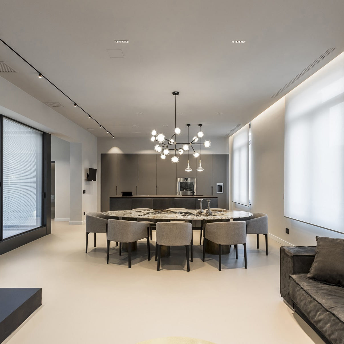 ナビラシャンデリア