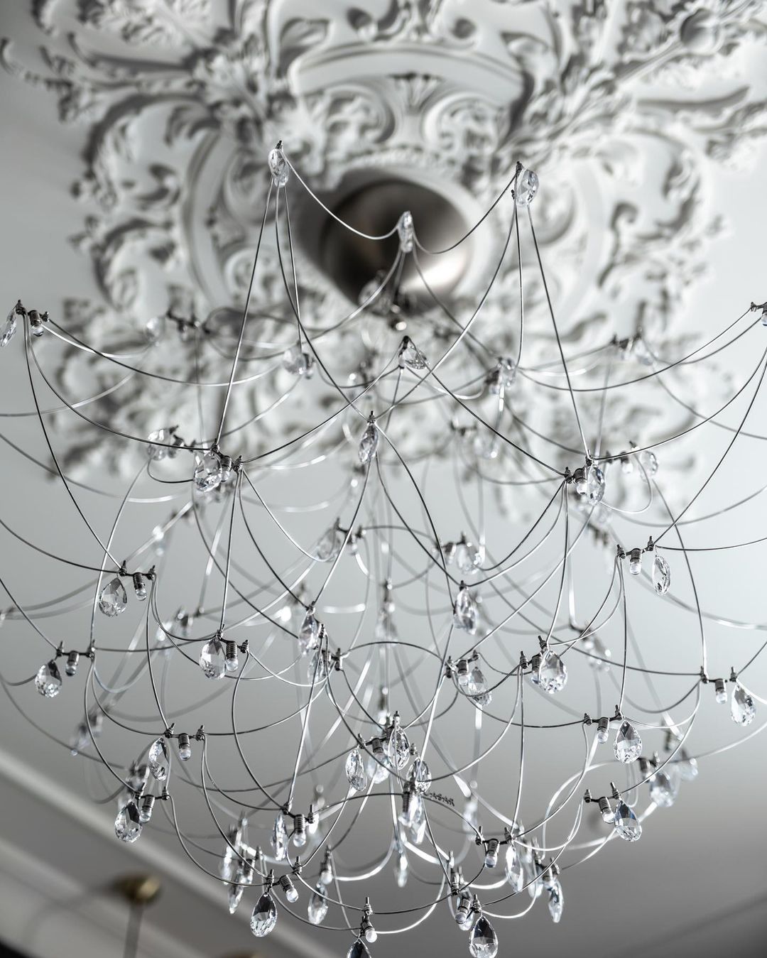 Mira Chandelier