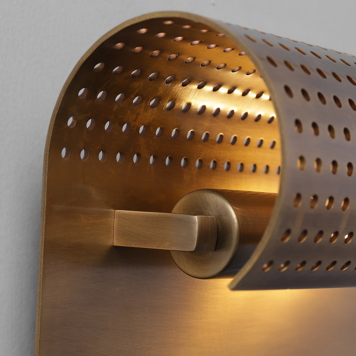 Precision Sconce