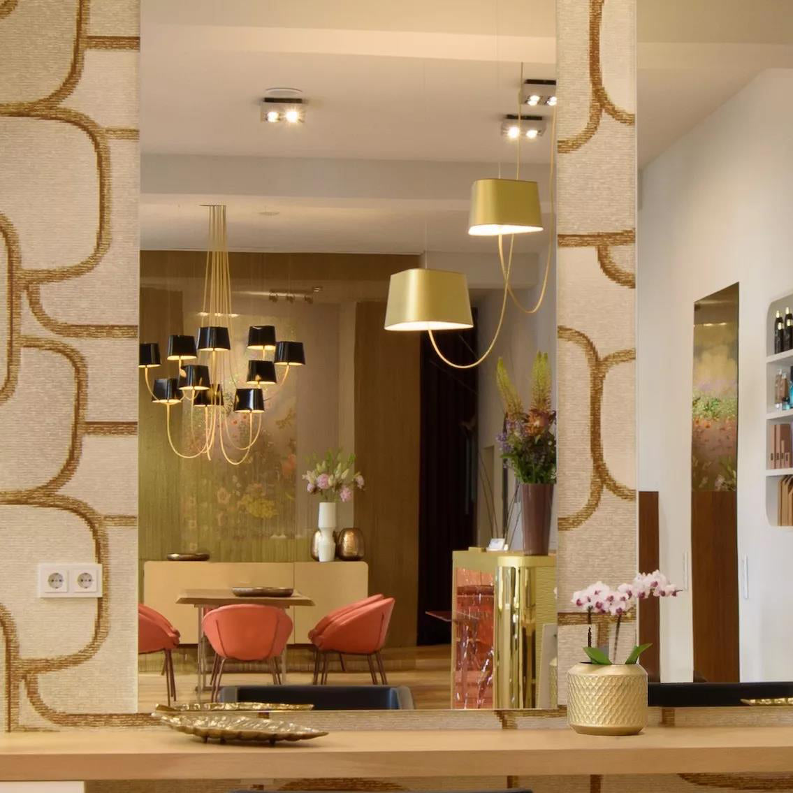 装飾要素シャンデリア