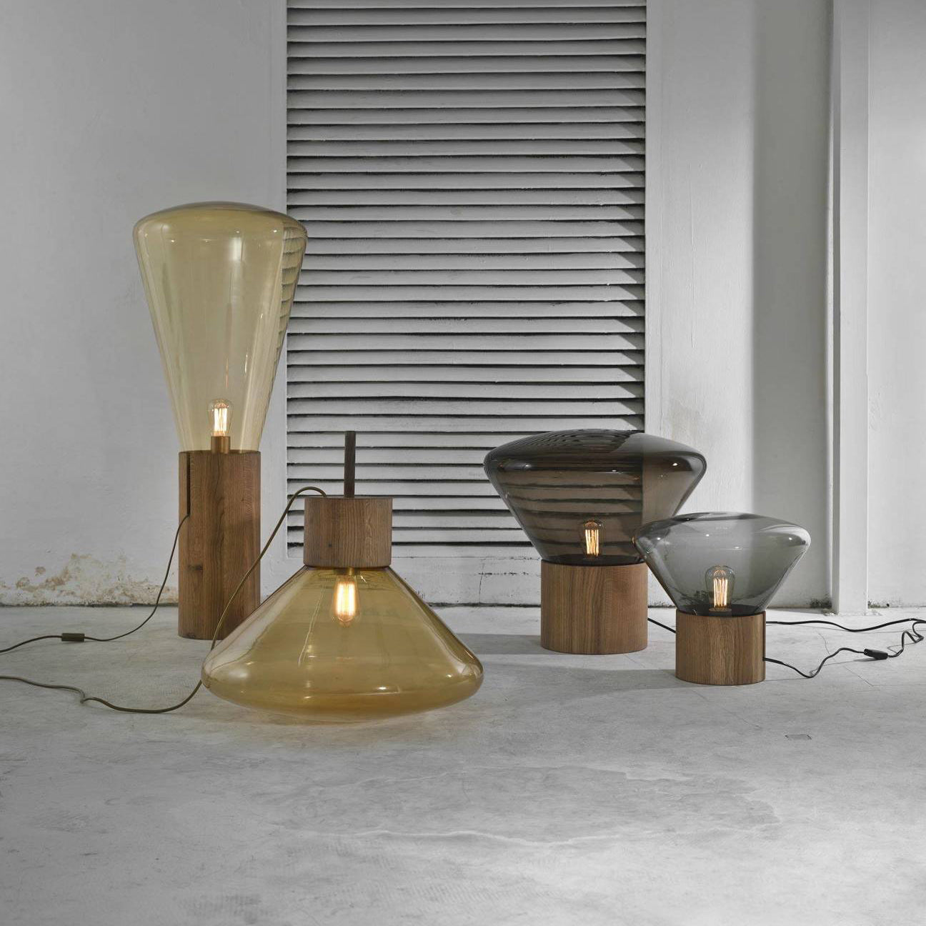 電球テーブルランプ