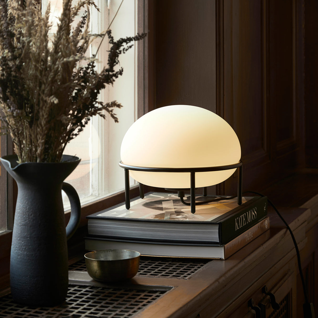 ポンプテーブルランプ