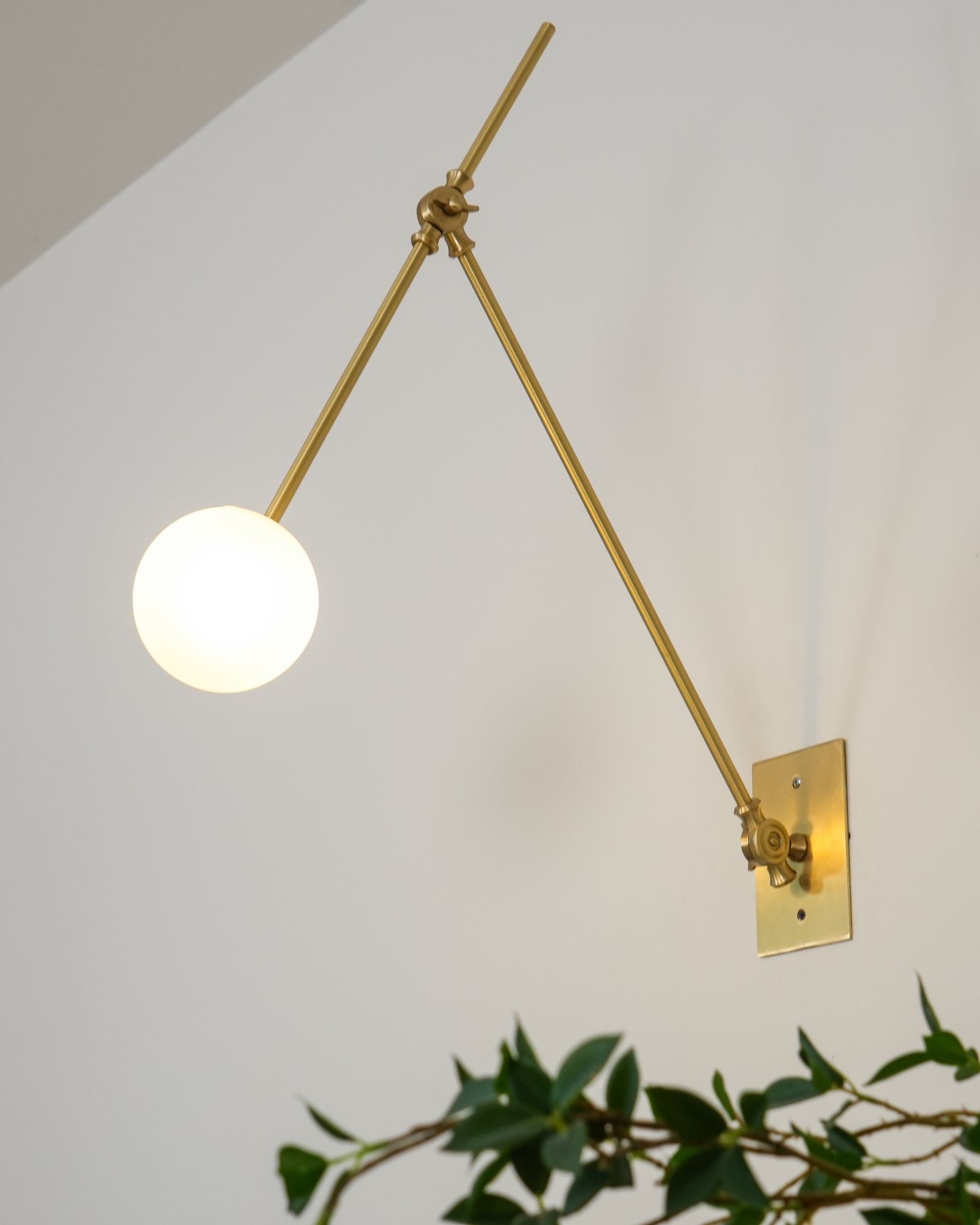 マガリ ウォールランプ