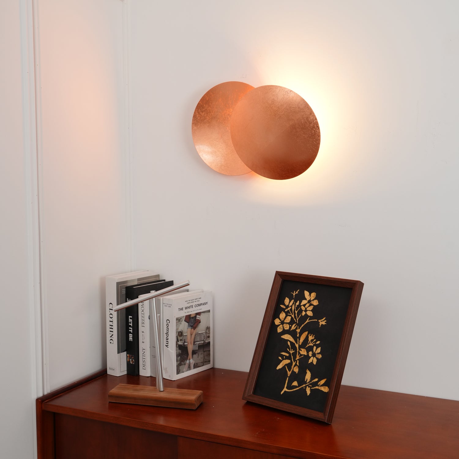 Lederam Wall Lamp