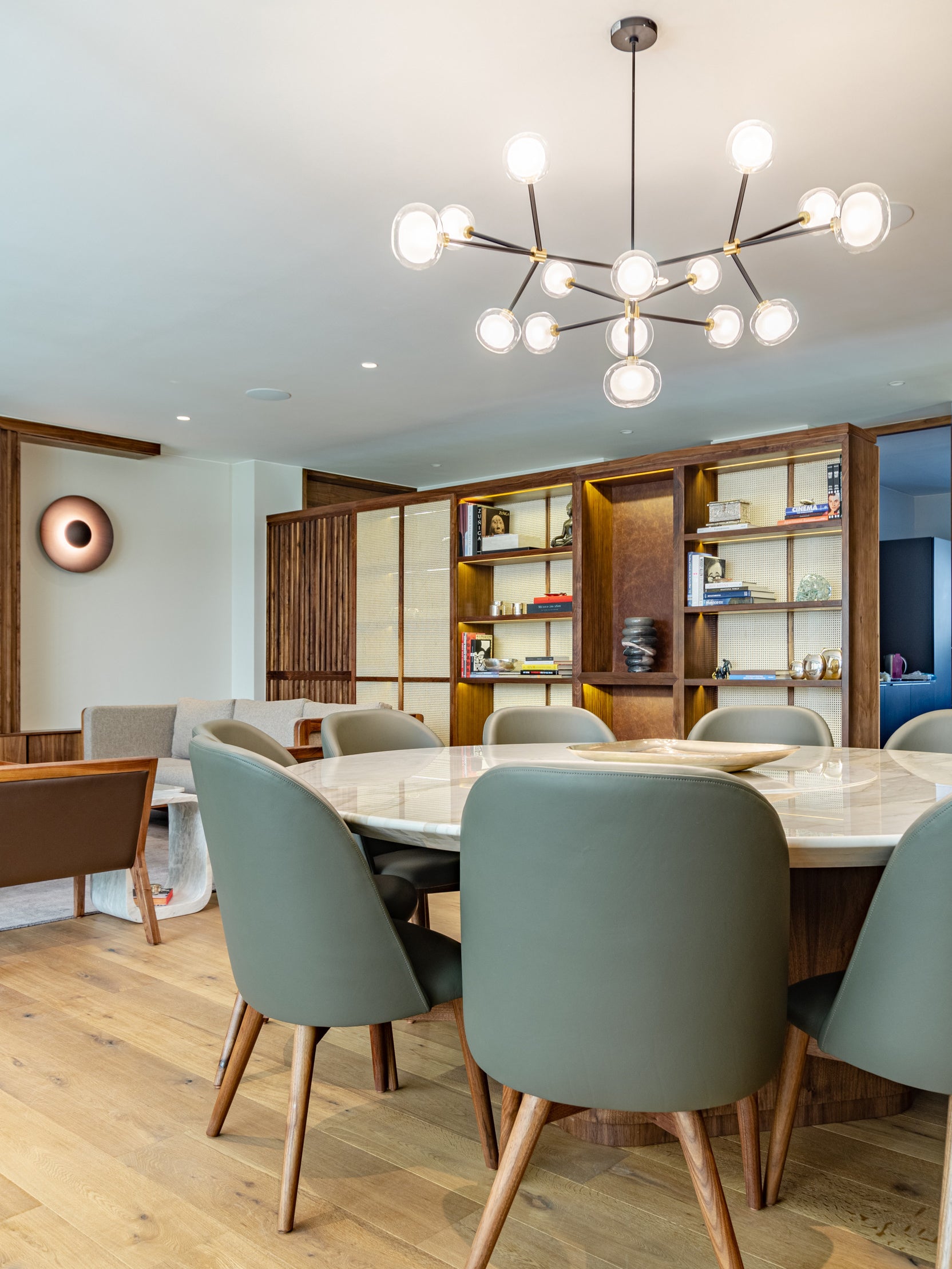 ナビラシャンデリア