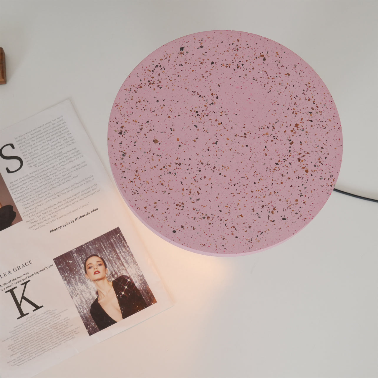 アンブラ テーブルランプ