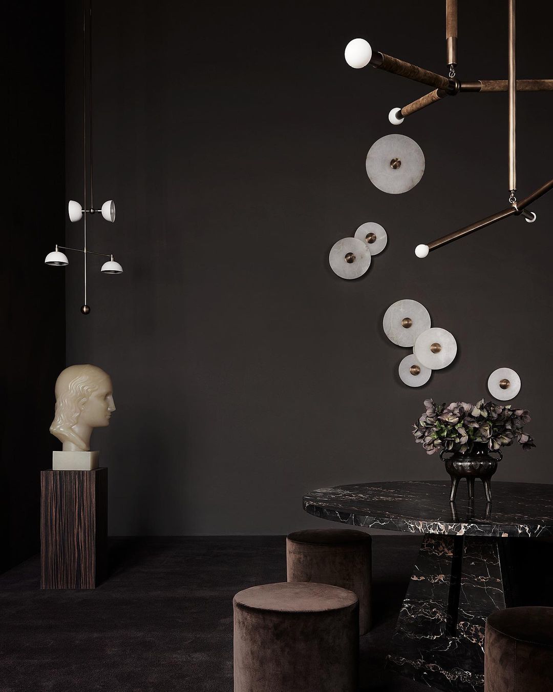 Alabaster Planes Wall Lamp