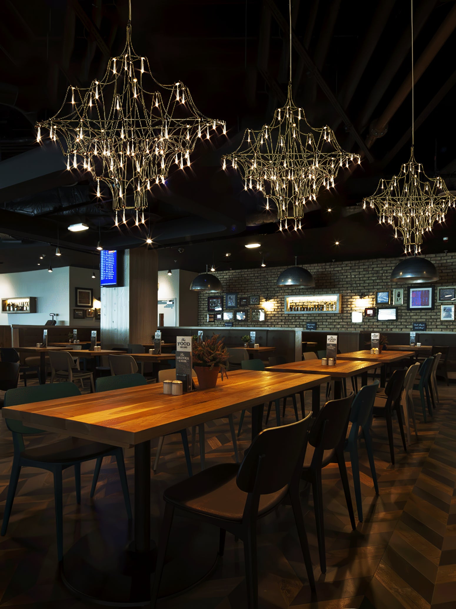 ミラ・シャンデリア