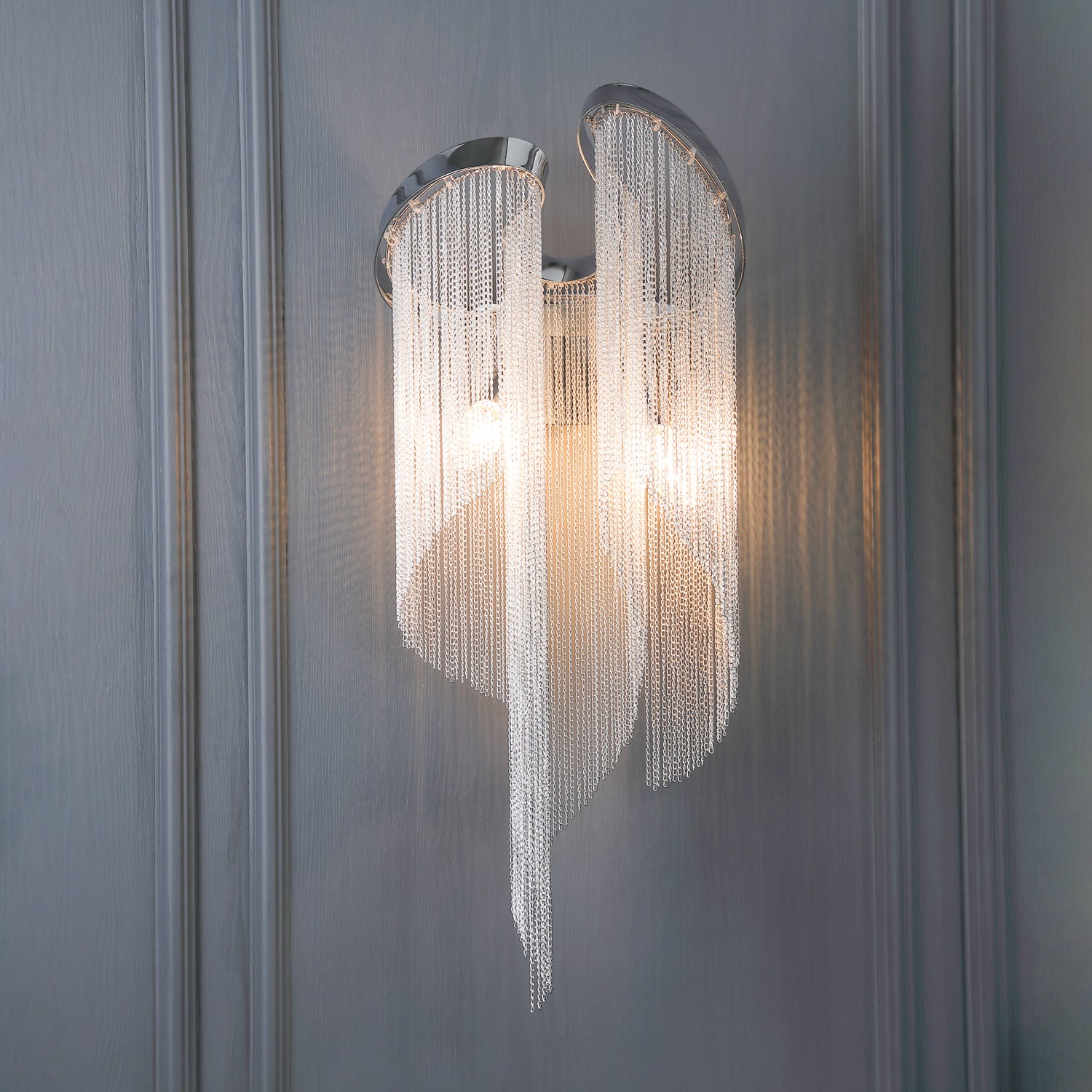 チェーンタッセルウォールランプ