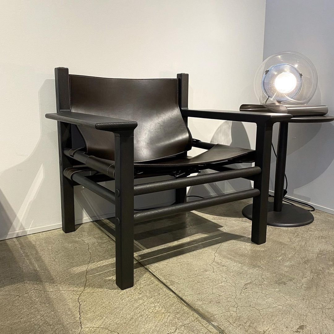 The Globe Table Lamp