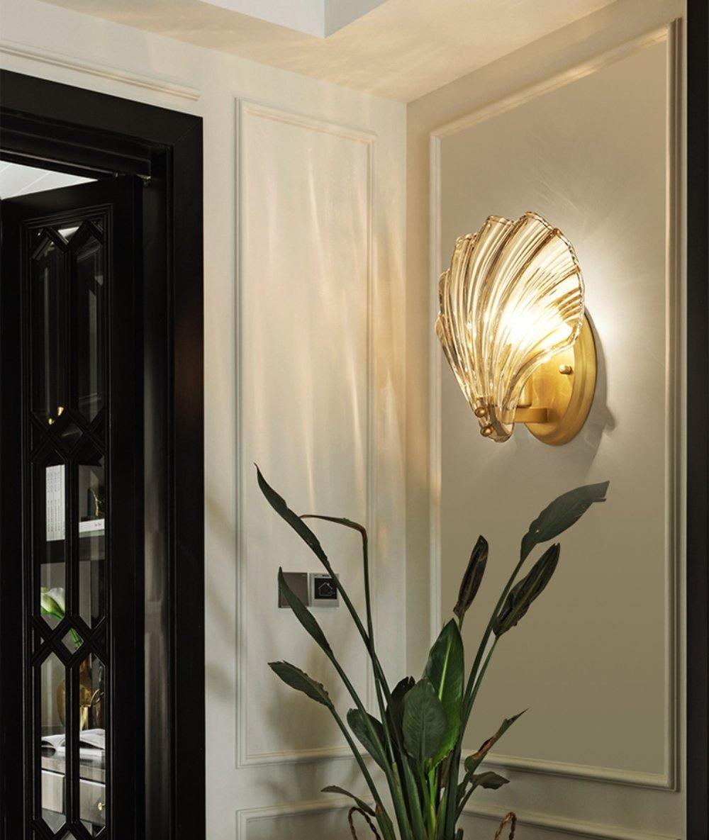 Shell Wall Light