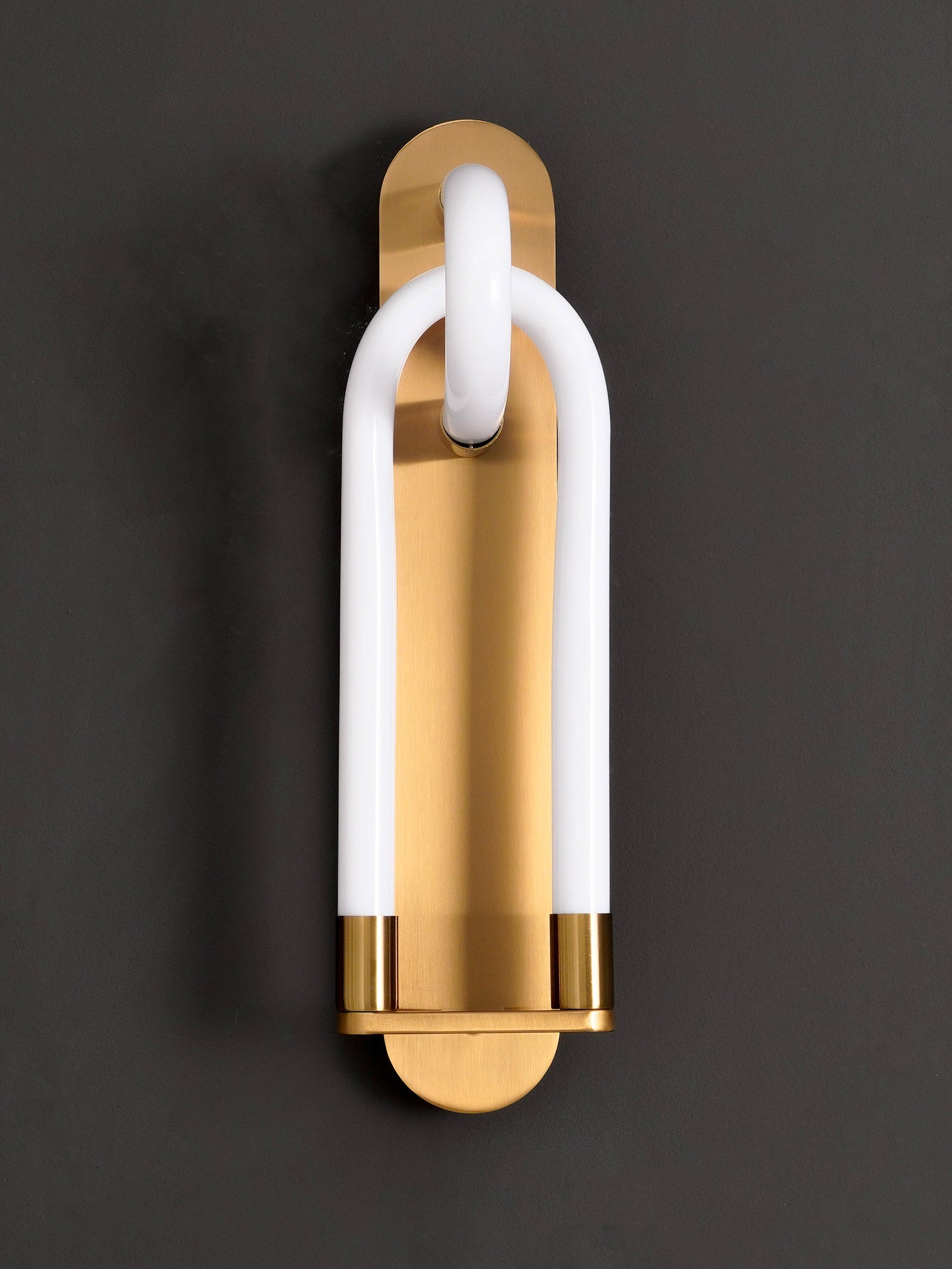 Loopi Wall Lamp