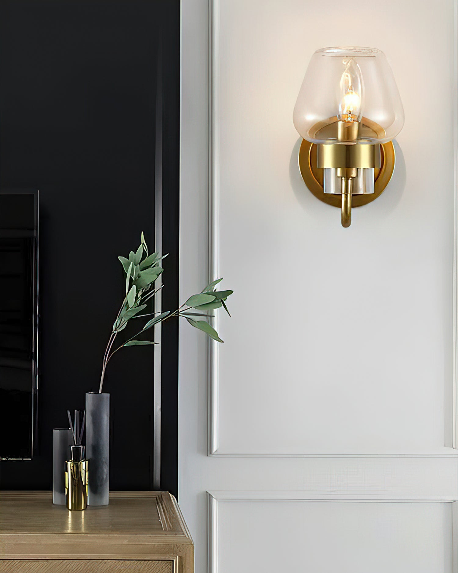 Maxim Wall Light