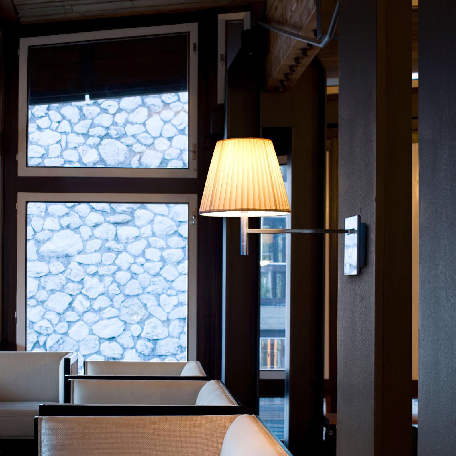 クロームプリズムウォールランプ