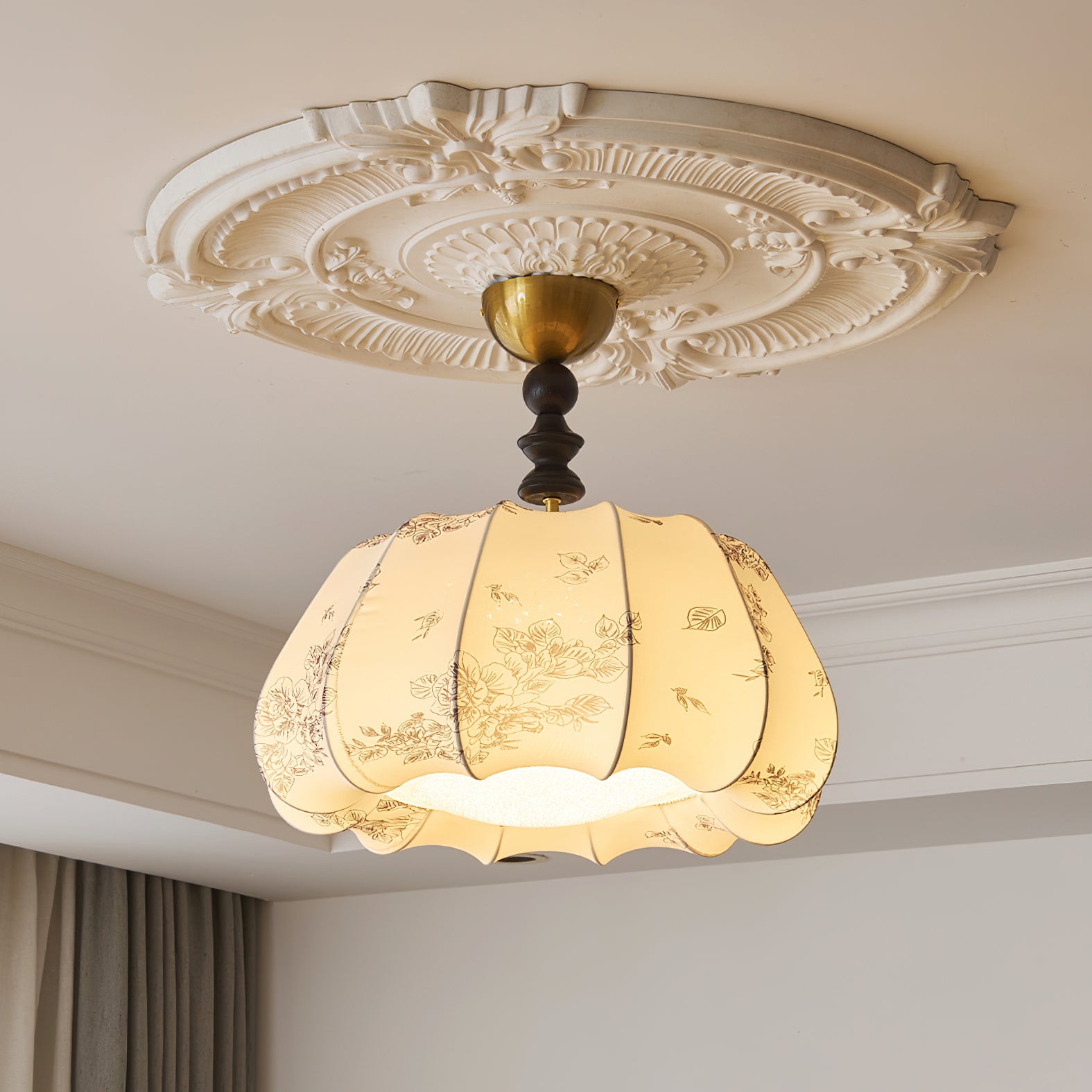 パンプキンブロッサムシーリングランプ