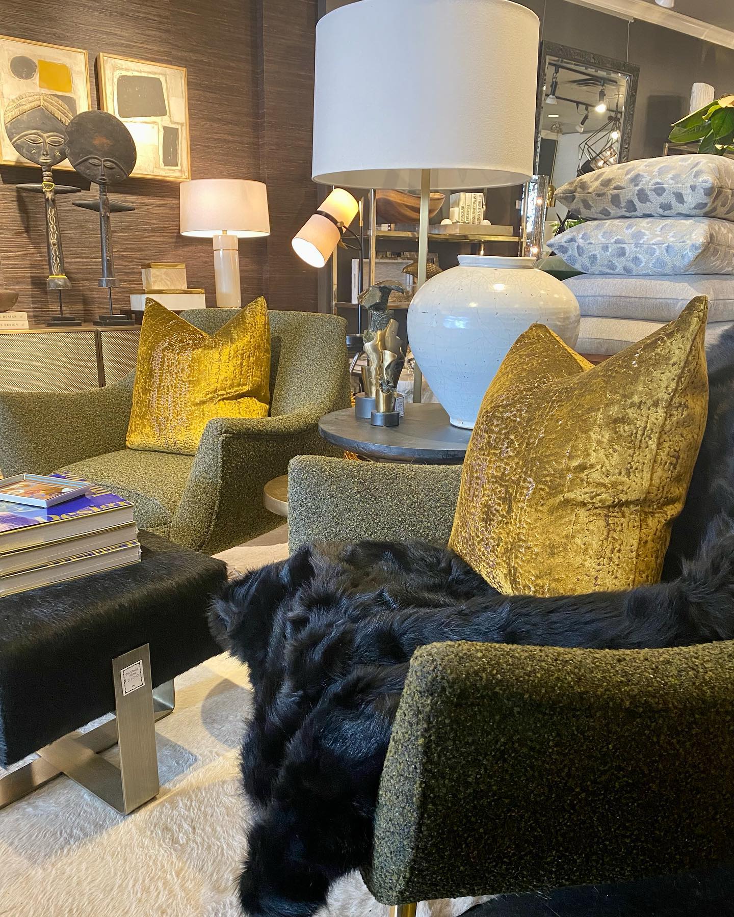 ヤスミン テーブルランプ