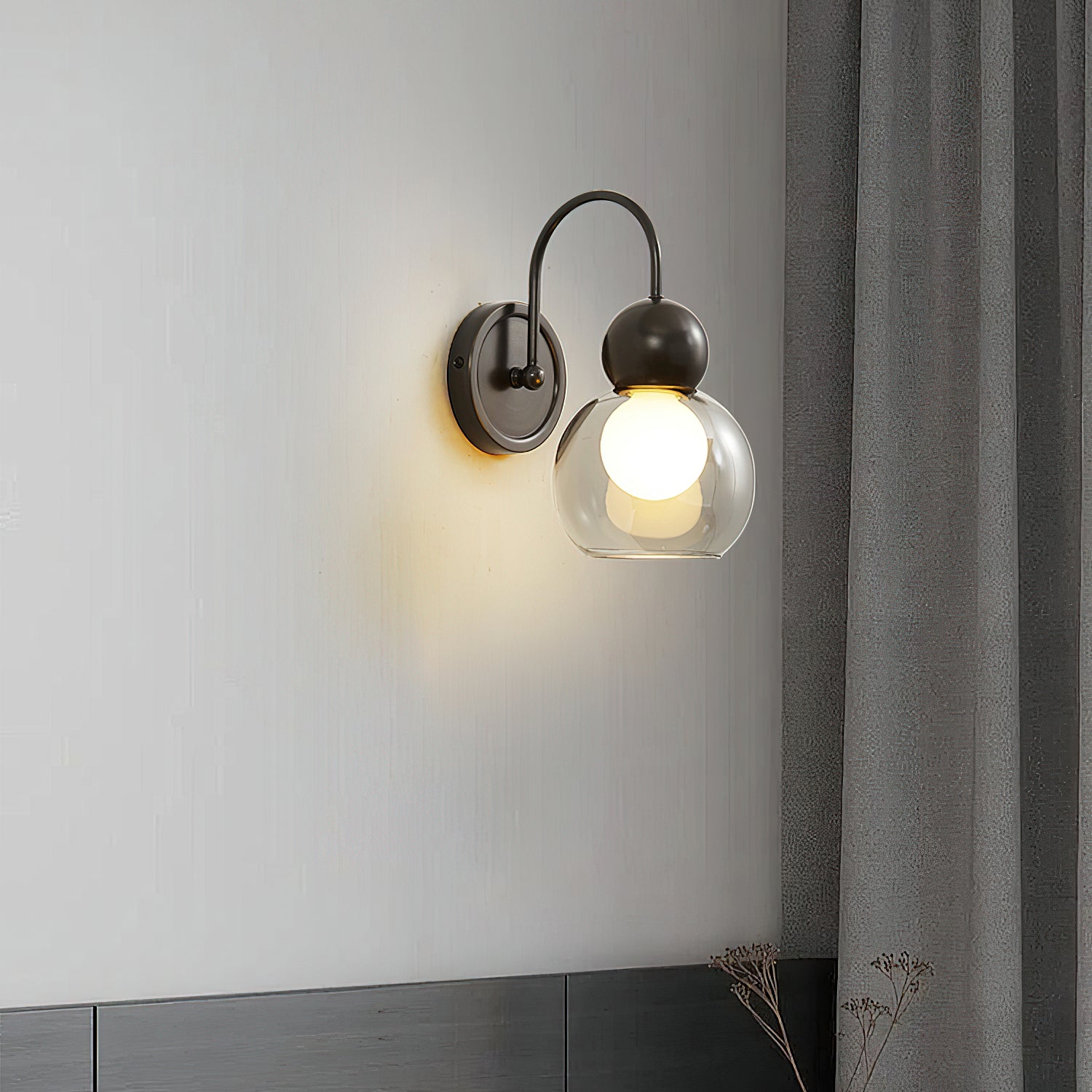 Larkson Wall Light