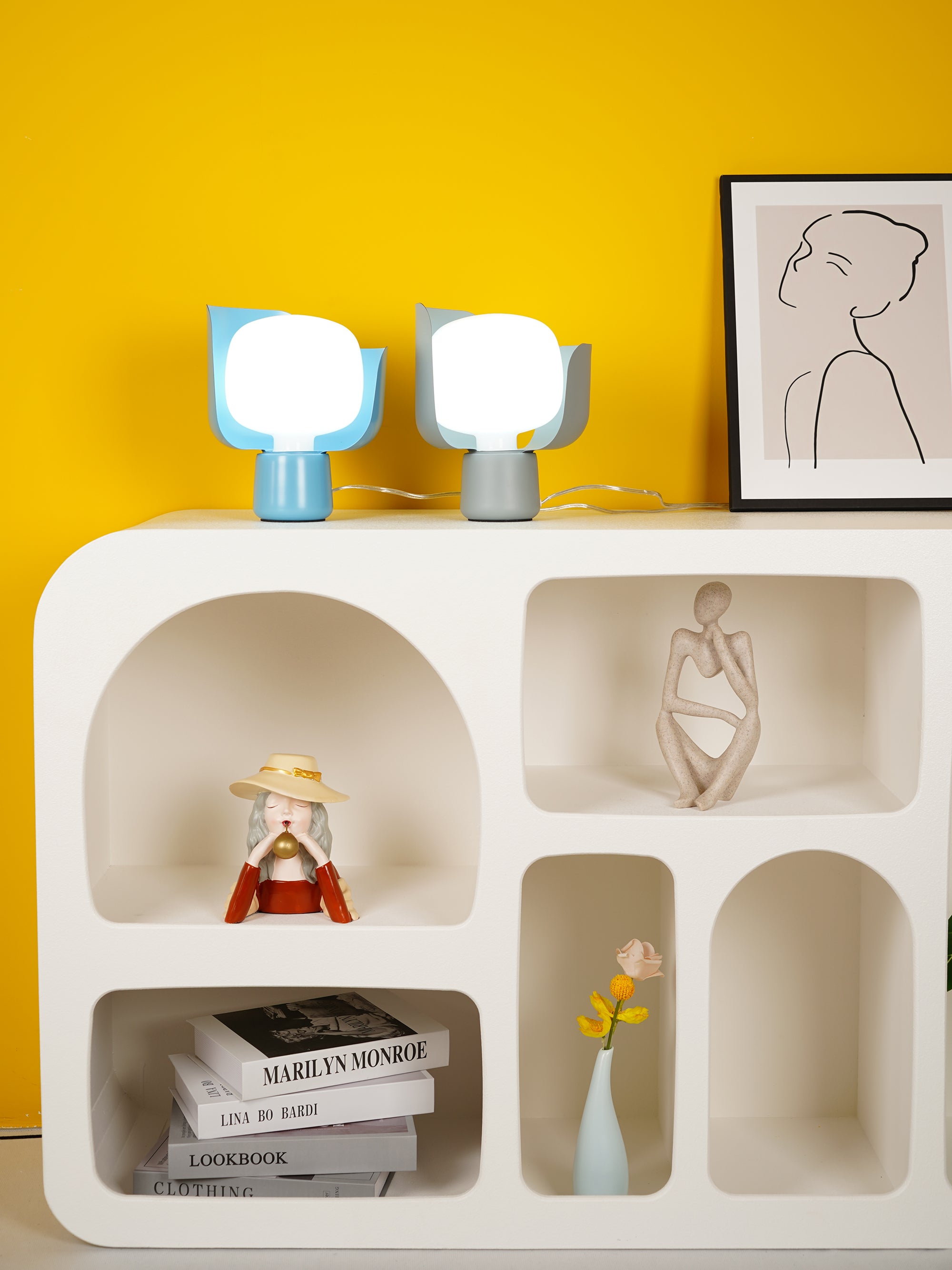Blom Table Lamp