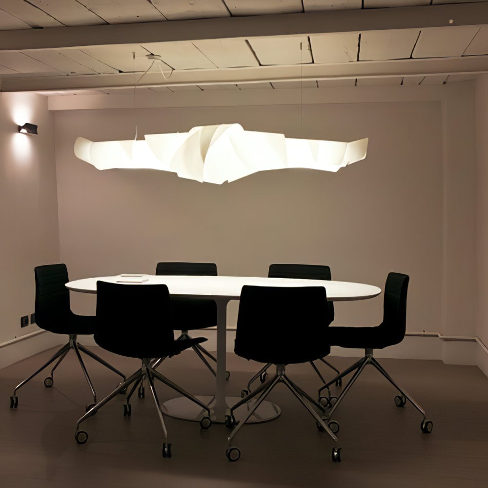 キャタピラーシャンデリア