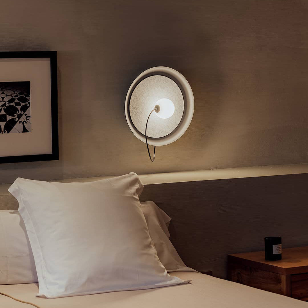 ワイヤーウォールランプ