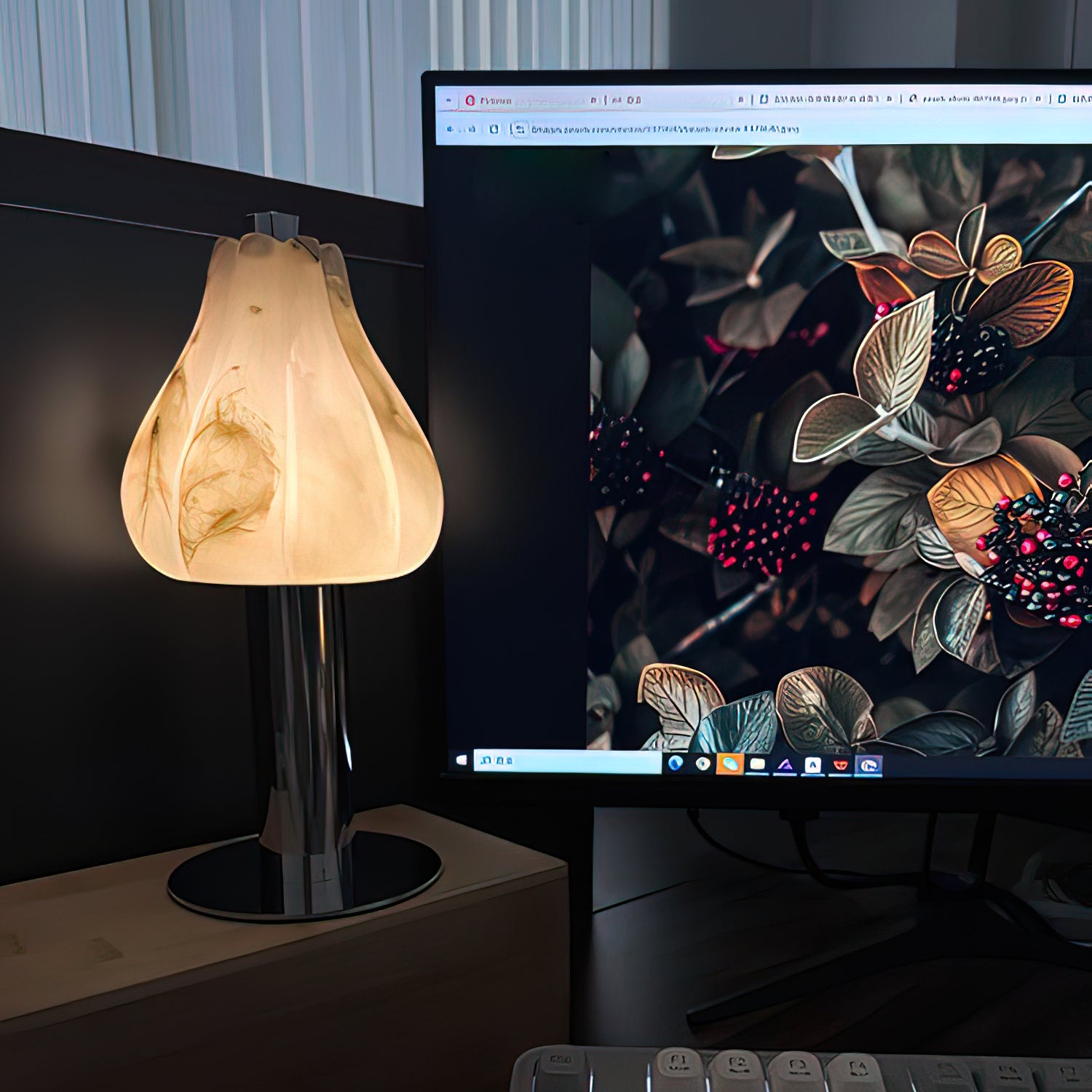 Brumate Table Lamp (built-in battery)