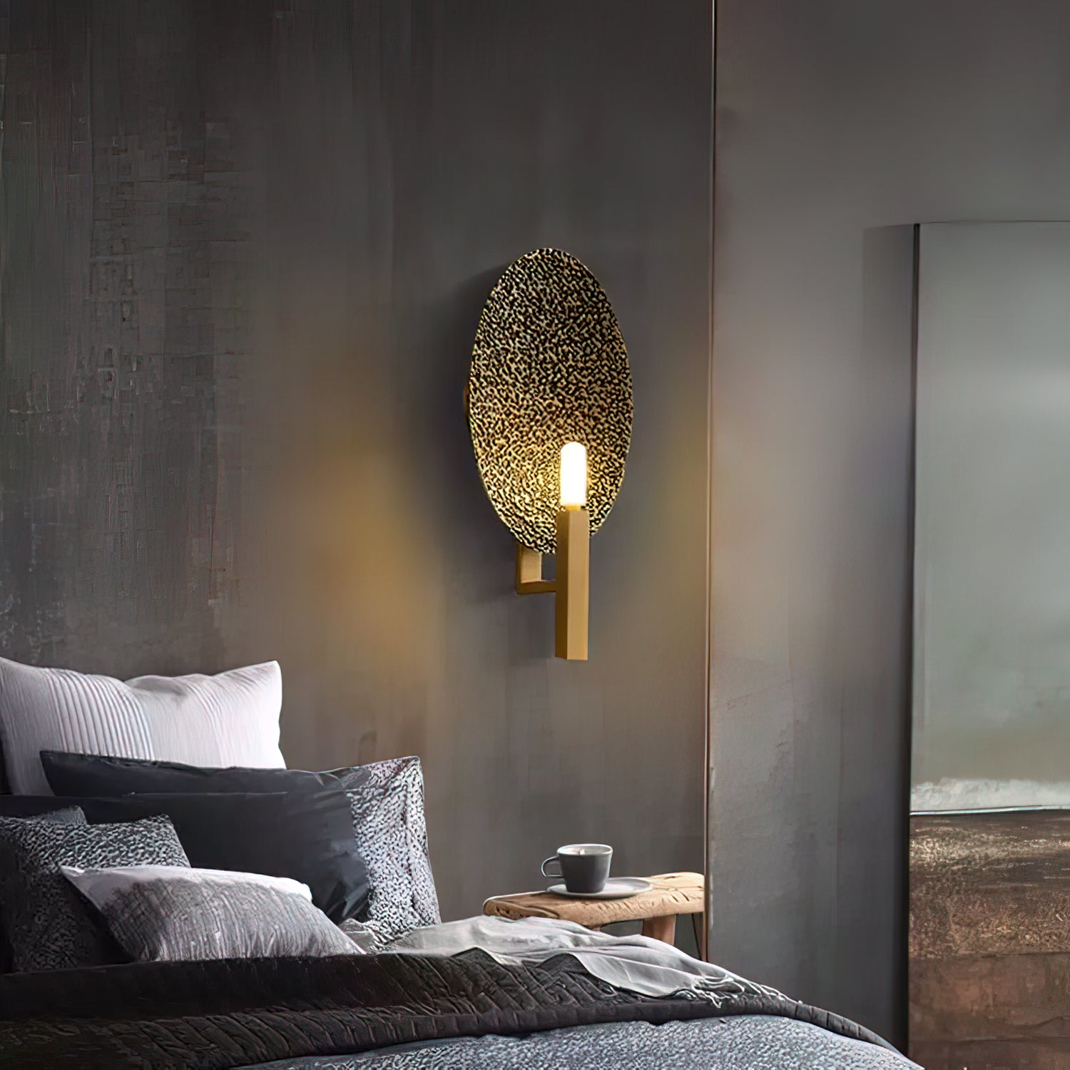 Aprile Wall Light