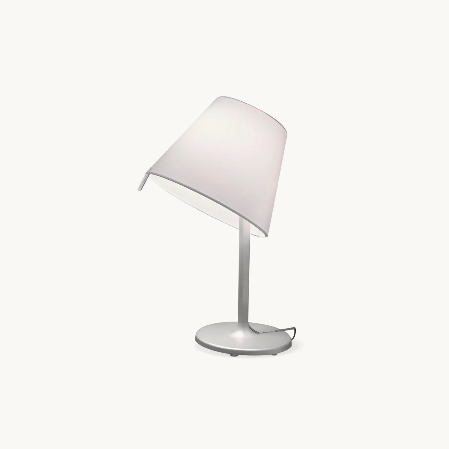 シスブ テーブルランプ