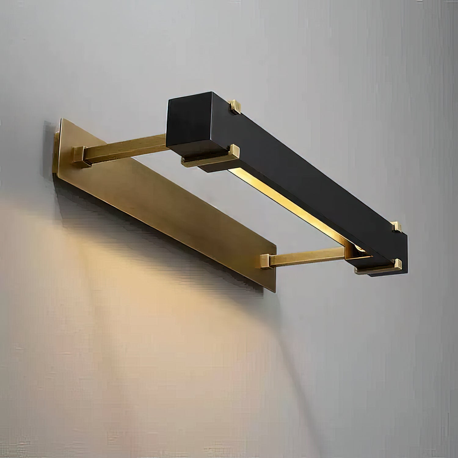 Erddig Wall Light