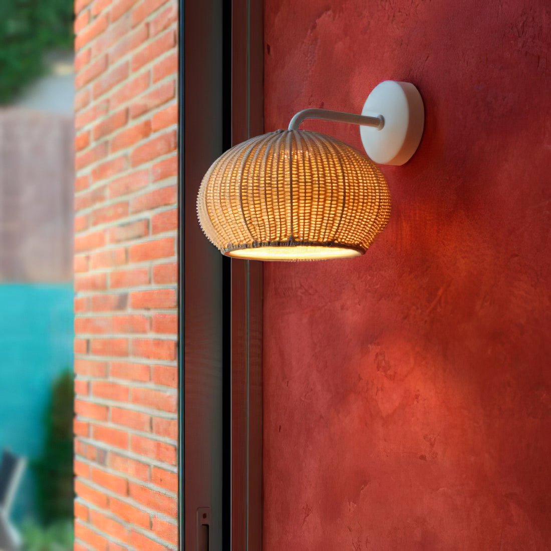 Garota Wall Lamp