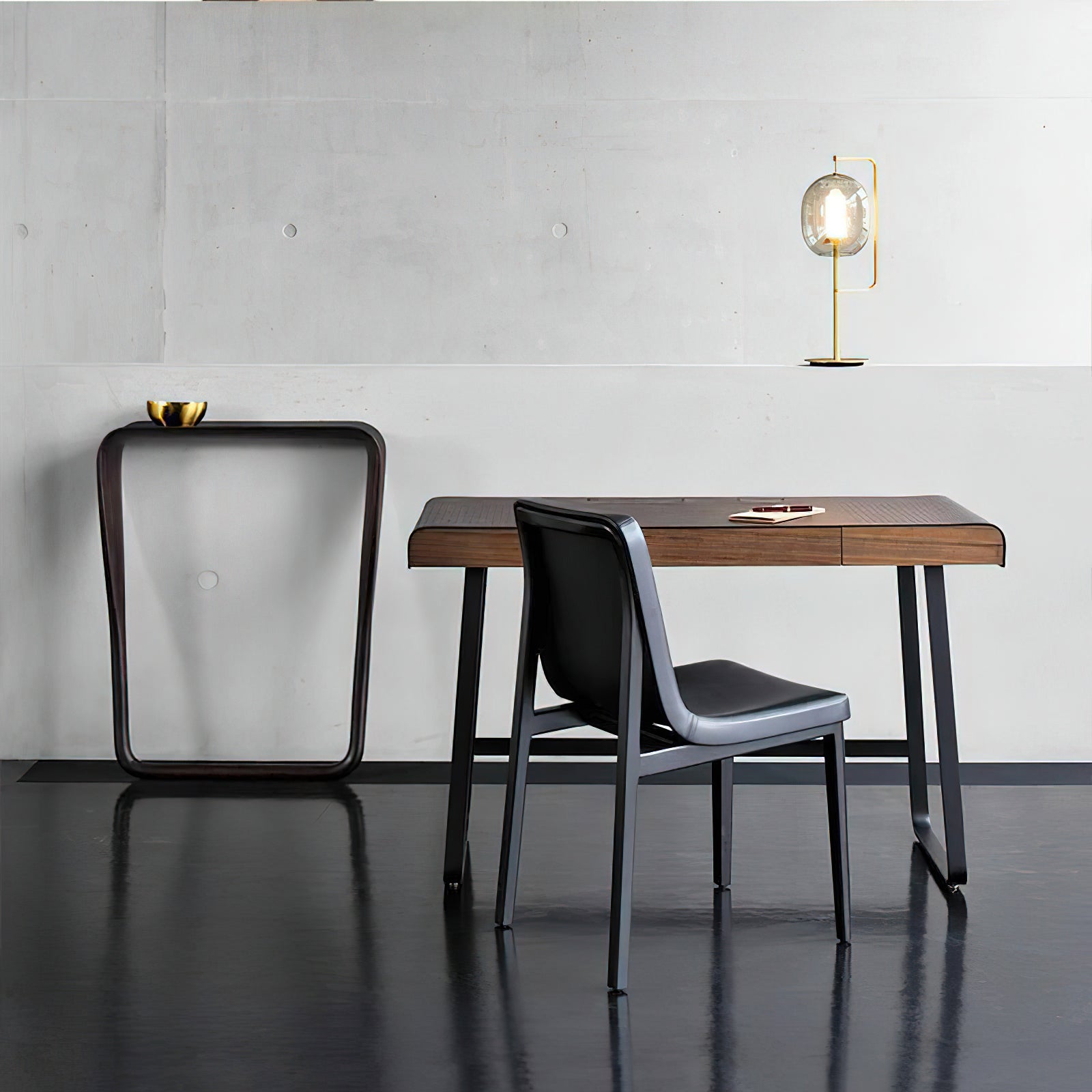 ゴールデンアイ テーブルランプ