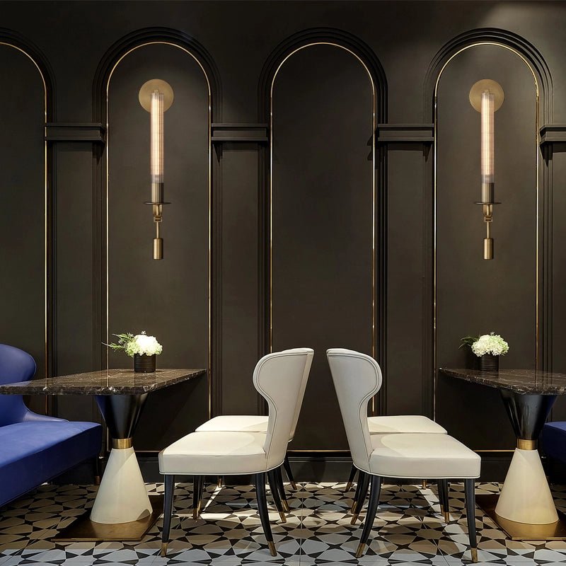 フランス古典主義のプラグインウォールランプ