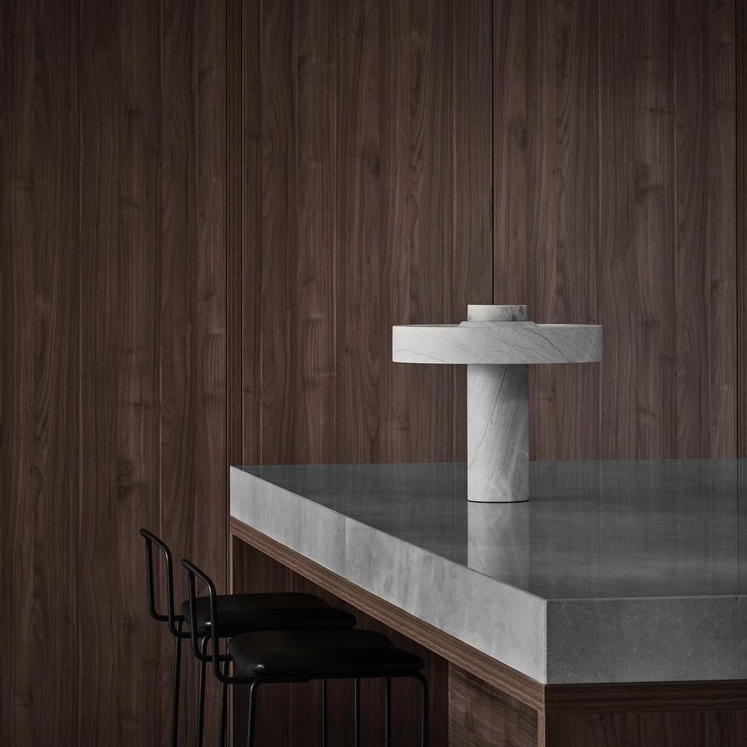 ヘメラデスクランプ