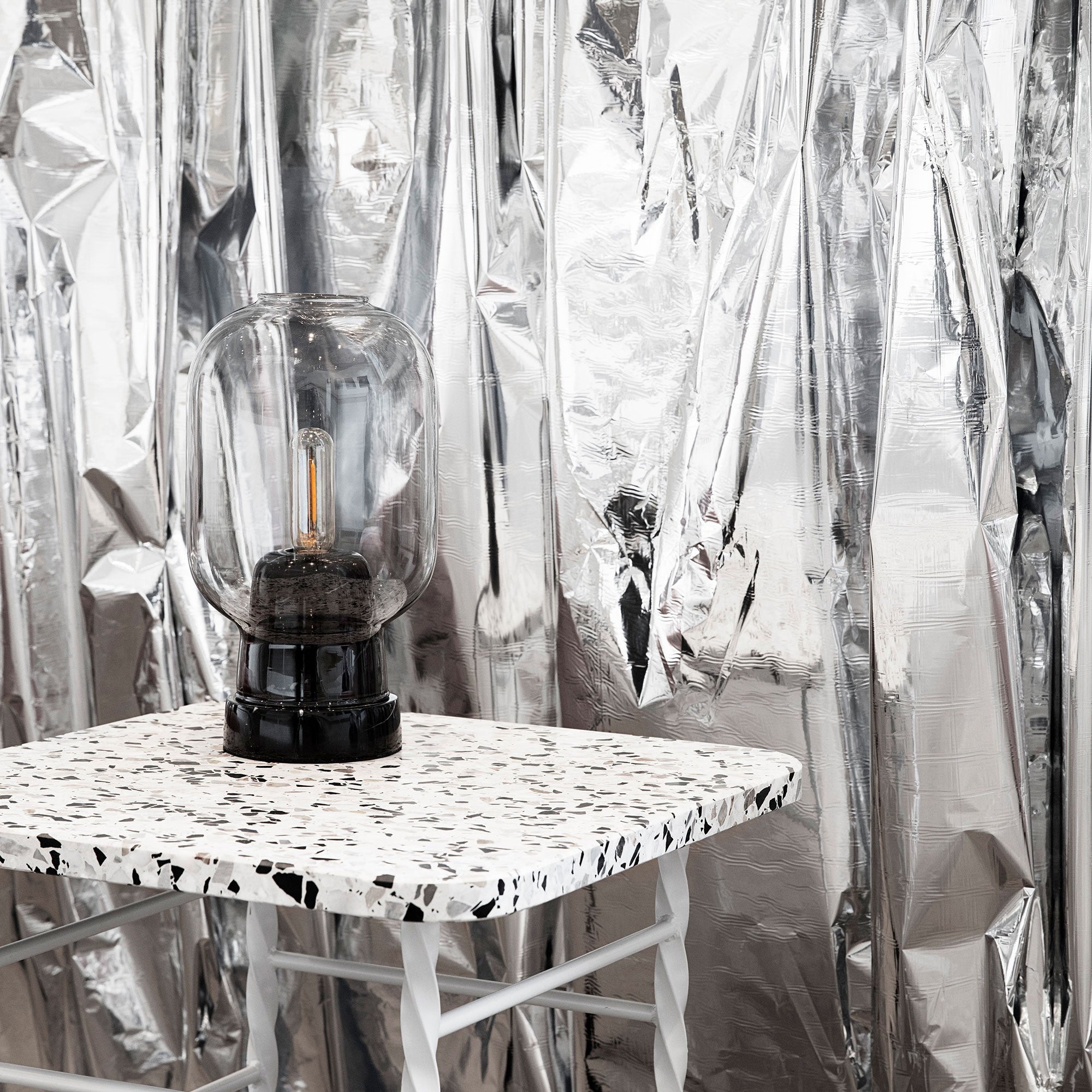 アンプ テーブルランプ