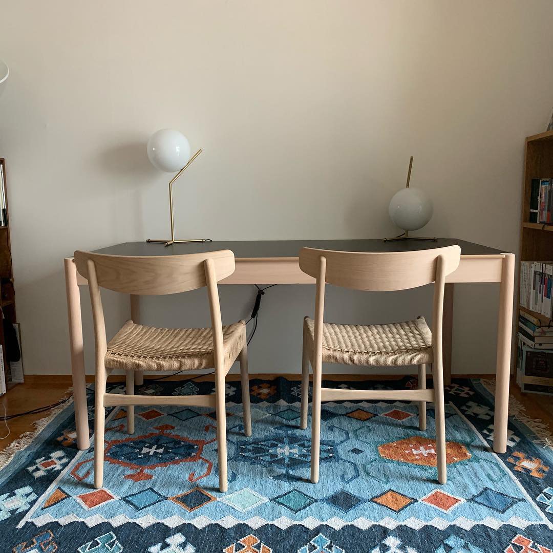 IC テーブルライト