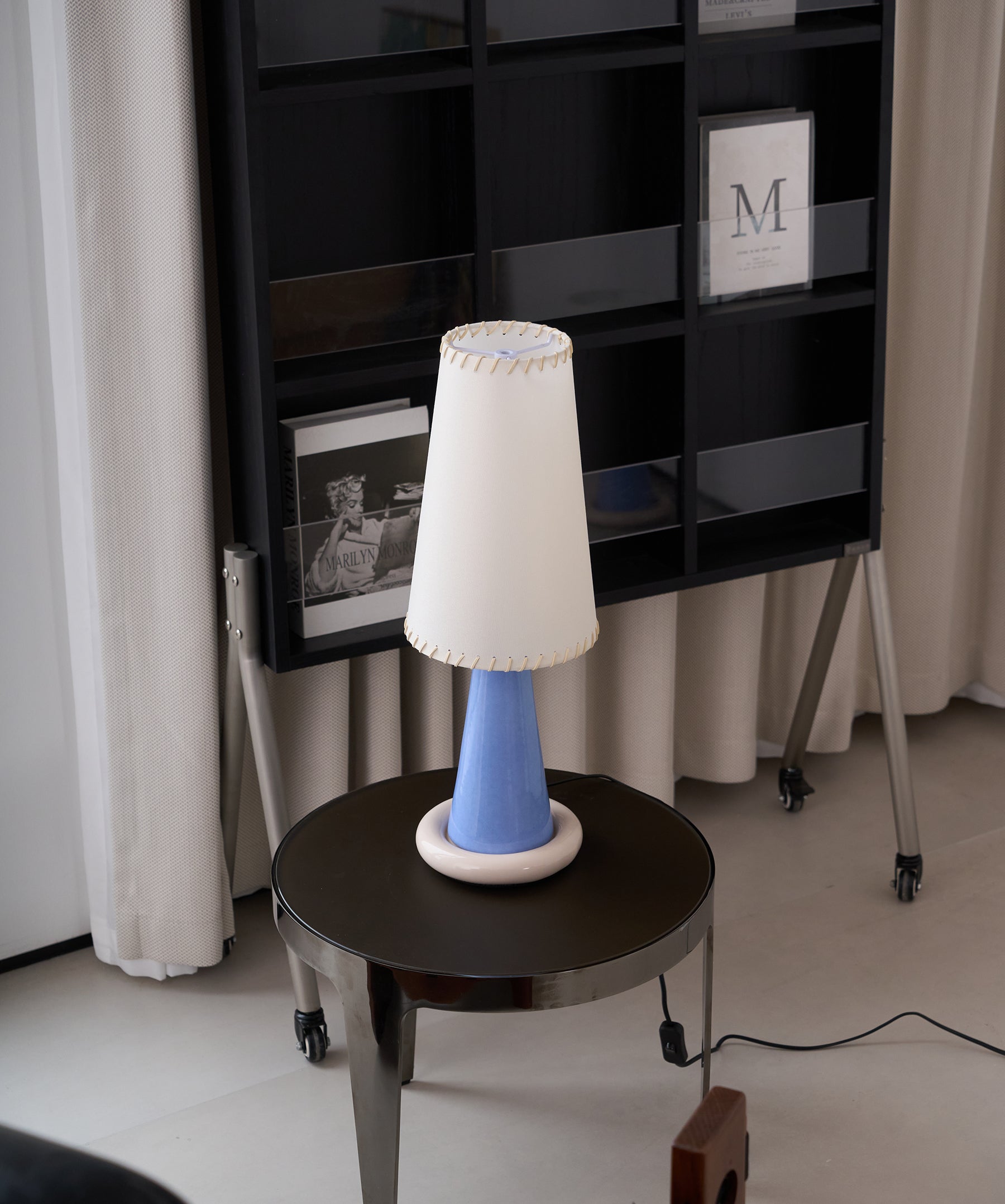 Ceramic Loop Table Light