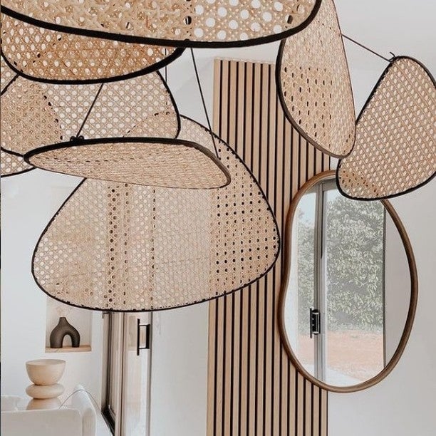 スクリーンカナージュサスペンション