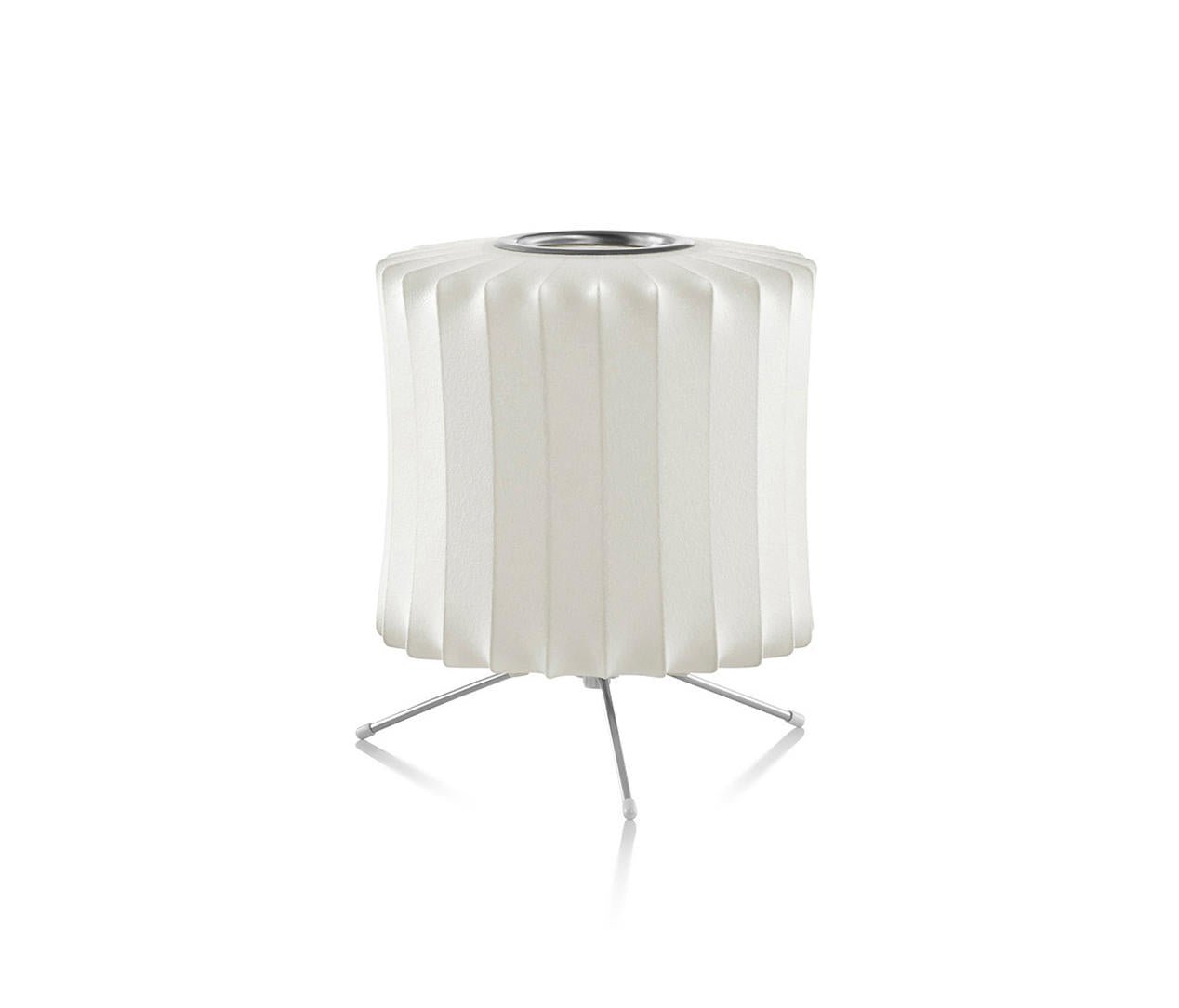 ネルソン三脚テーブルランプ