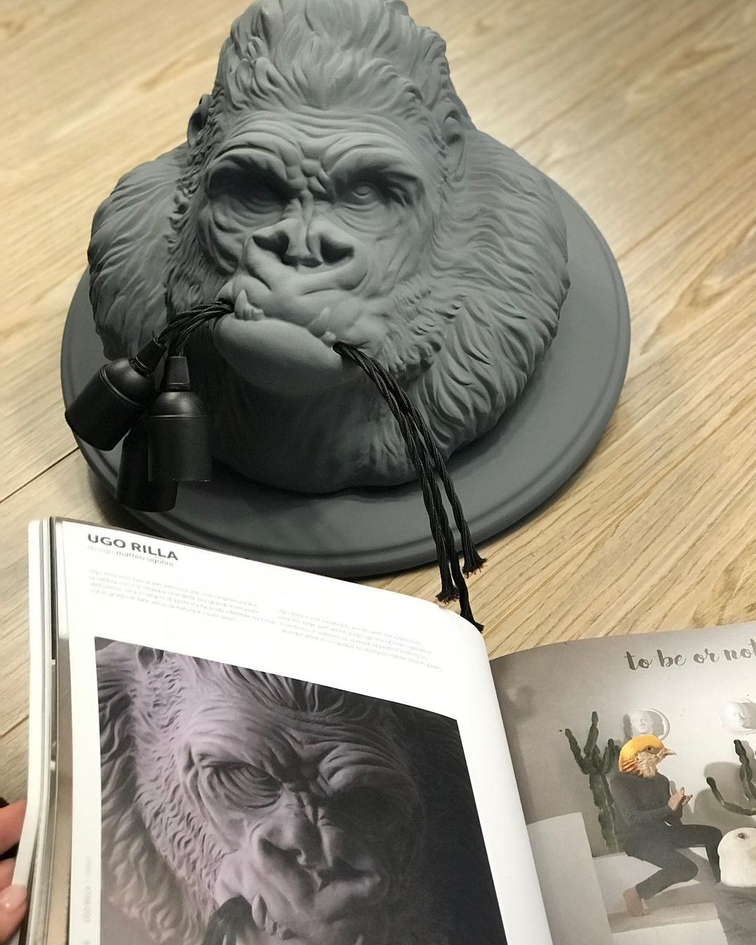 リラ ウォール スコンセ