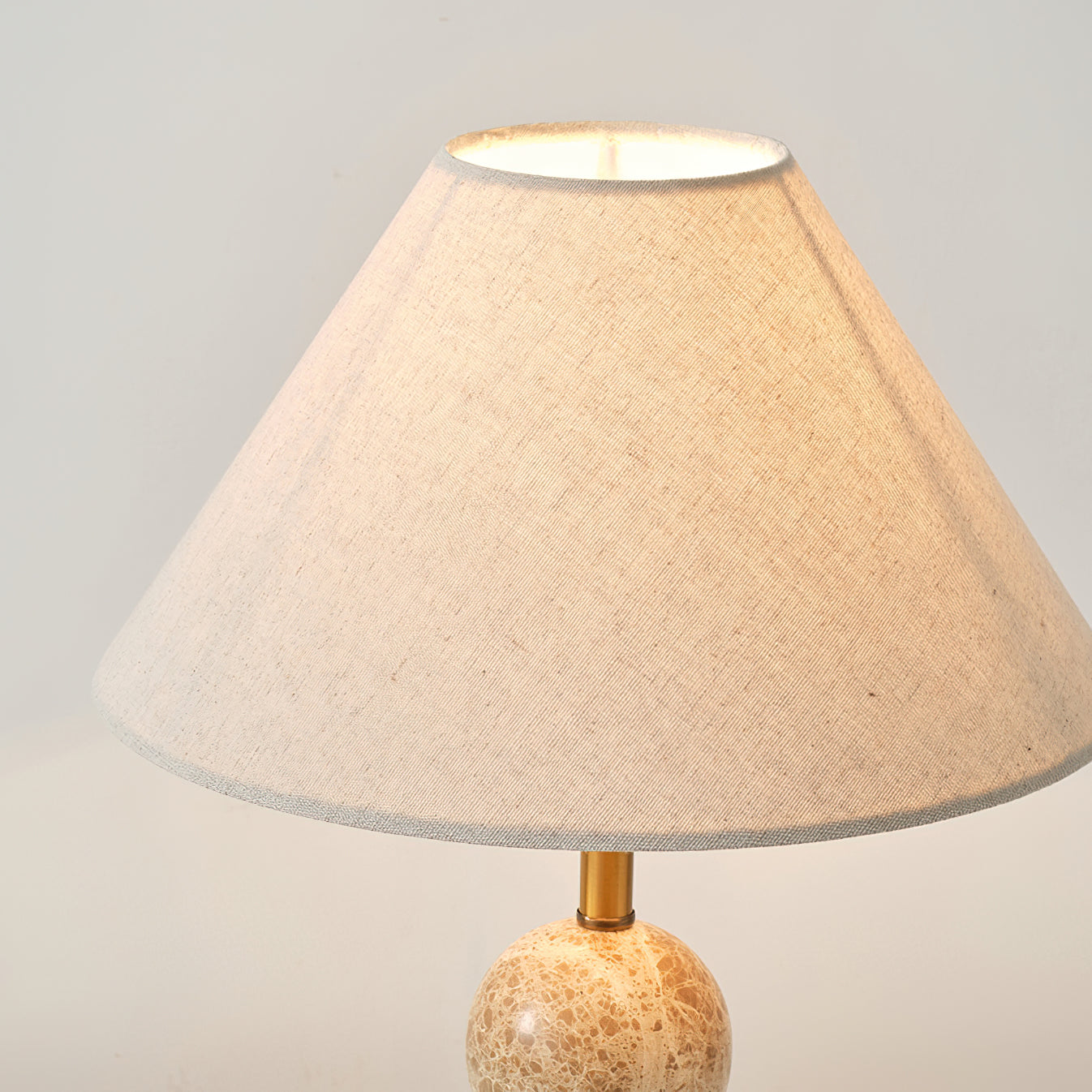 レミ テーブルランプ