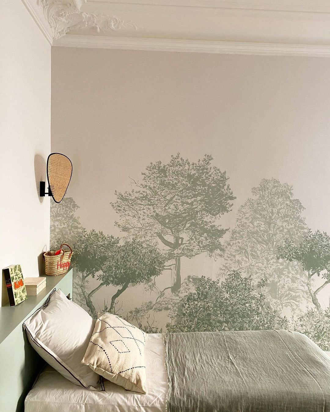 Screen Cannage Sconce