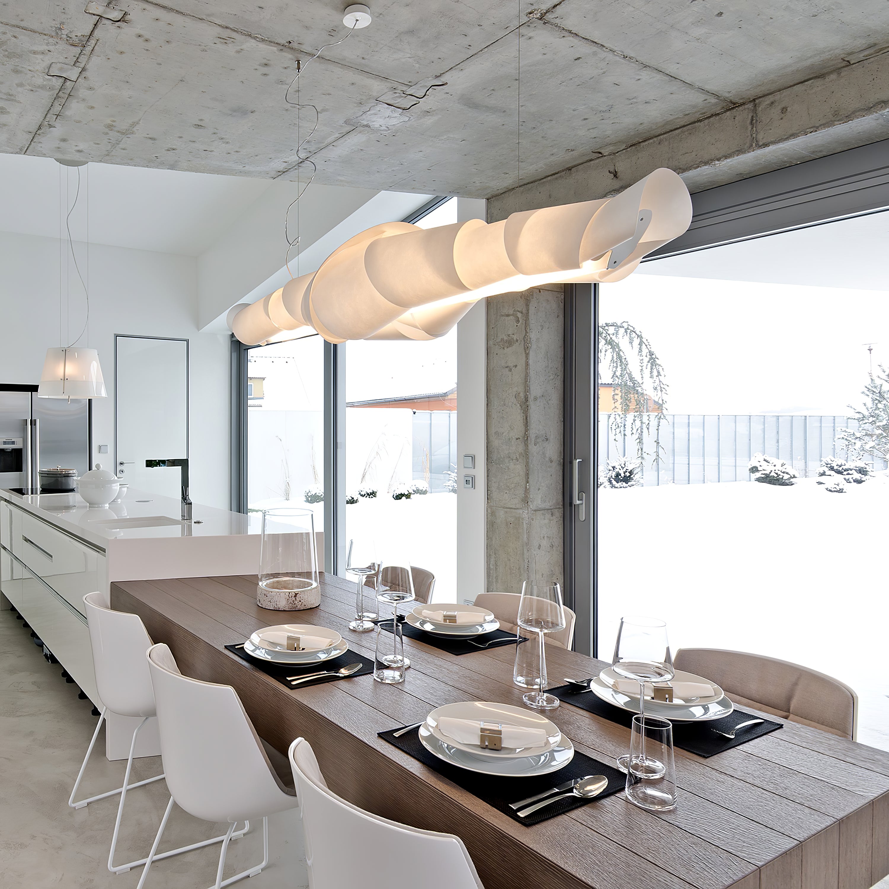 キャタピラーシャンデリア