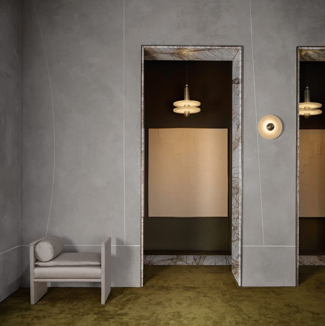 アラバスタープレーンズウォールランプ