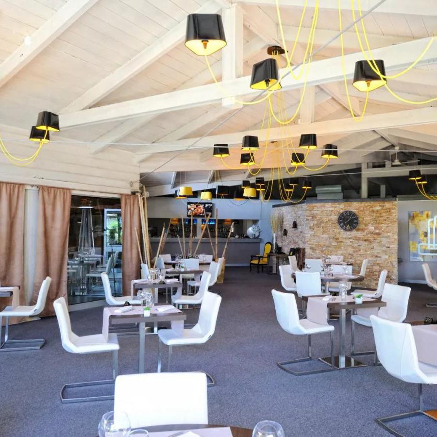 装飾要素シャンデリア